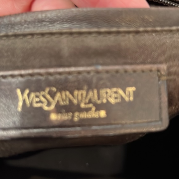 Yves Saint Laurent Downtown Patent leather tote - Picture 7 of 15